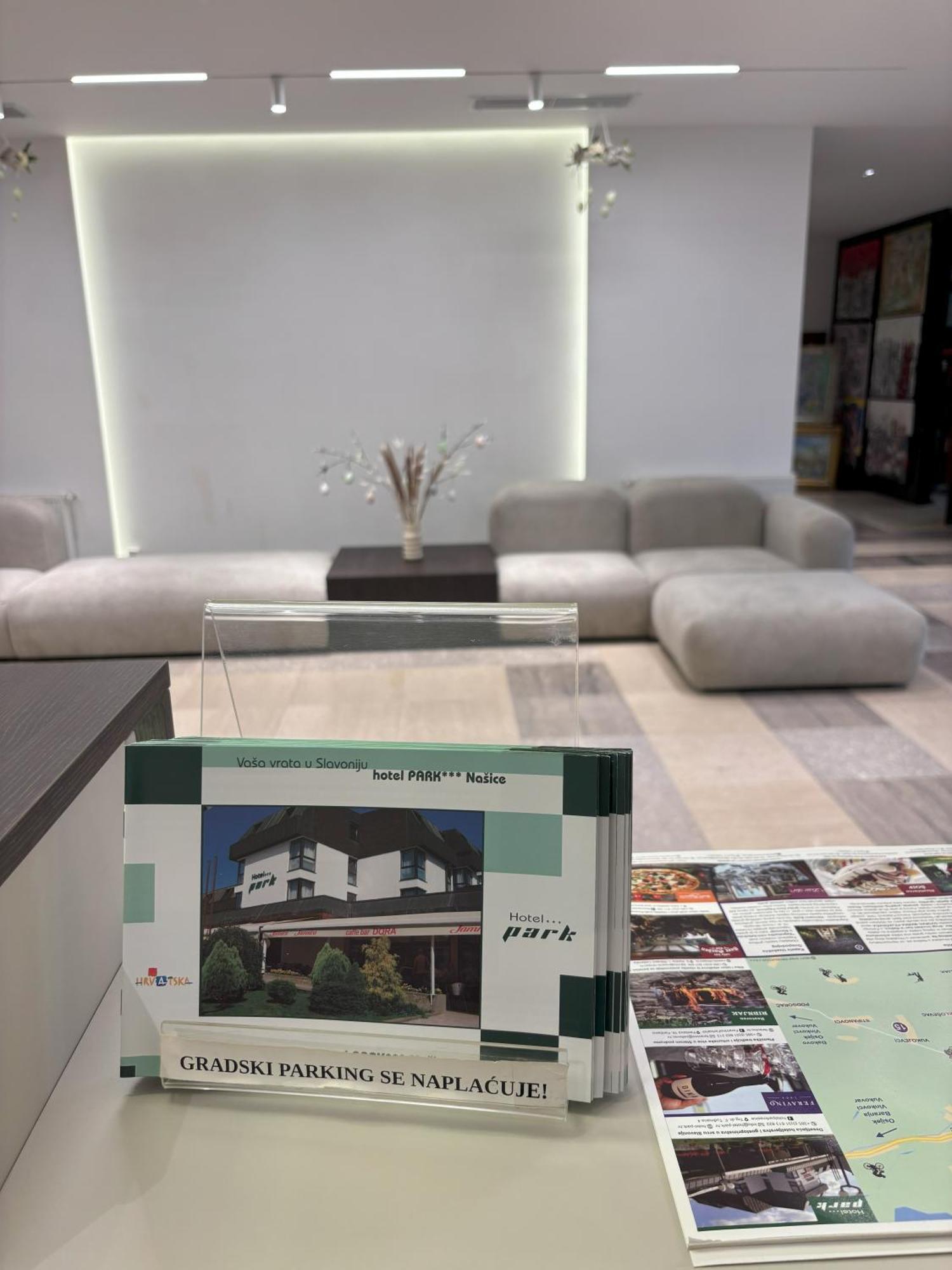 Hotel Park Nasice Ngoại thất bức ảnh