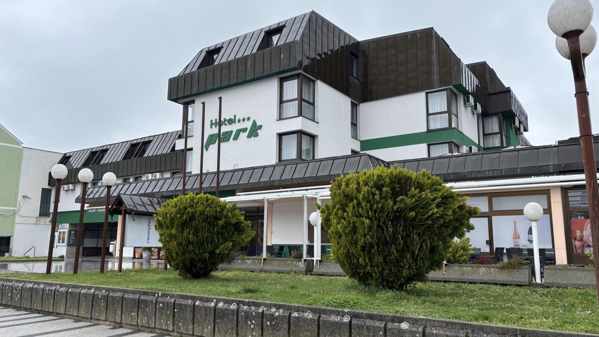 Hotel Park Nasice Ngoại thất bức ảnh