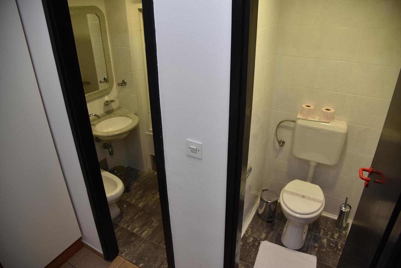 Hotel Park Nasice Ngoại thất bức ảnh