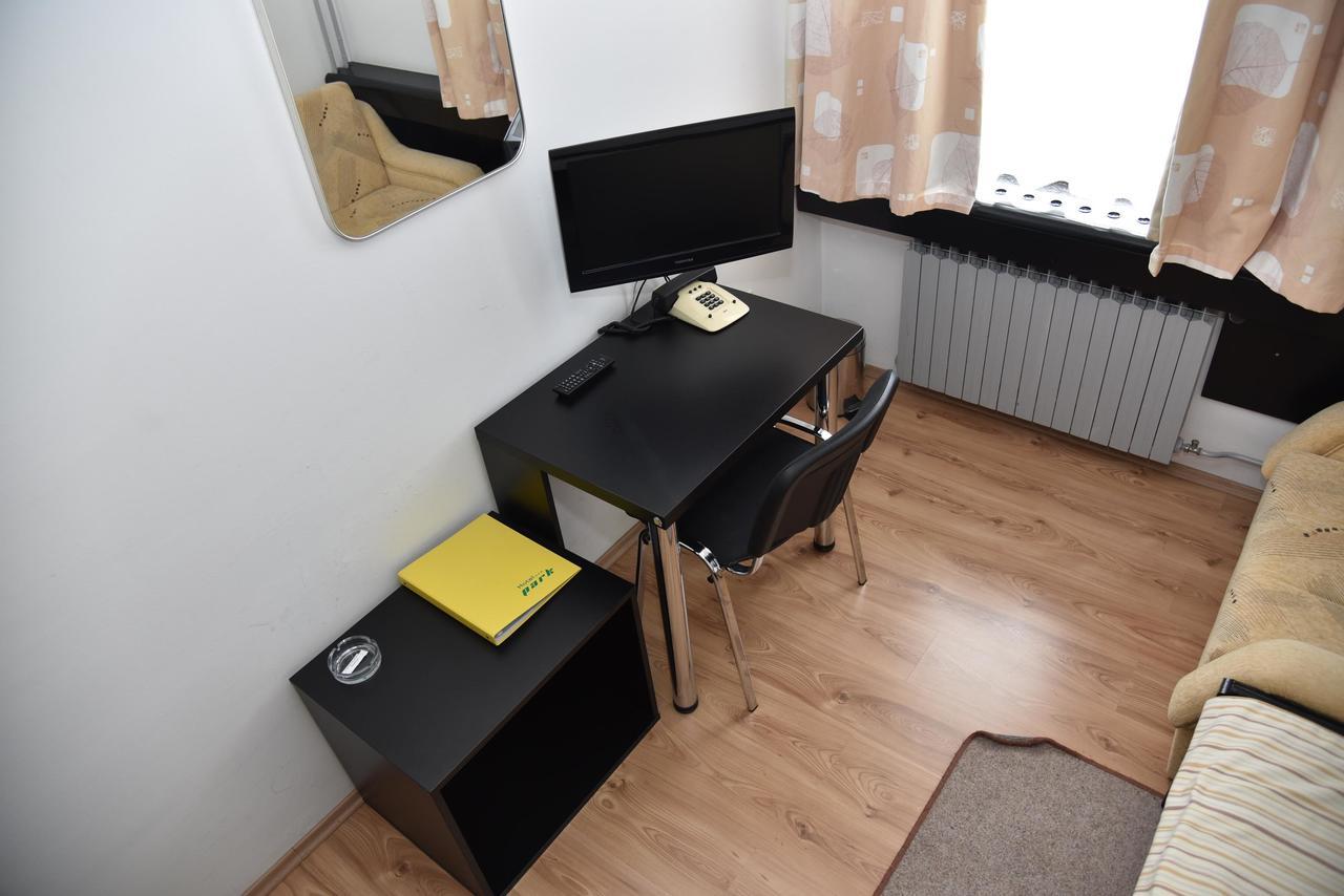 Hotel Park Nasice Ngoại thất bức ảnh